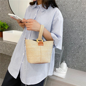 Elegant Straw Shoulder Bag